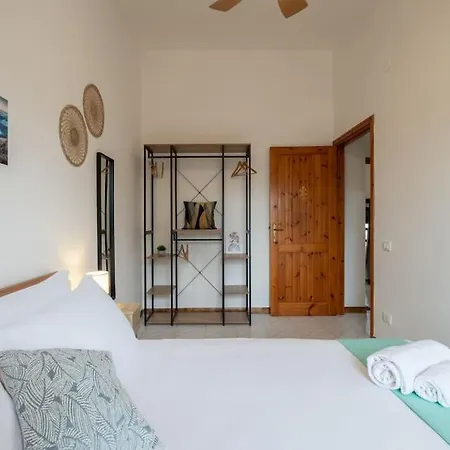 Sant'andrea Villa- 300m From The Beach- Easy Parking- Netflix-self Check-in *