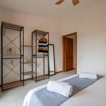 Sant'andrea Villa- 300m From The Beach- Easy Parking- Netflix-self Check-in וילה *