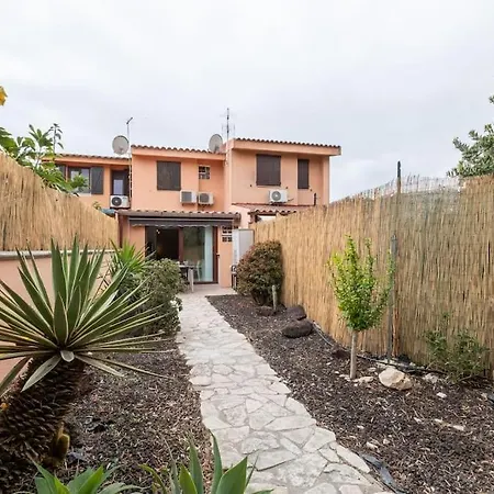 Sant'andrea Villa- 300m From The Beach- Easy Parking- Netflix-self Check-in וילה Quartu SantʼElena