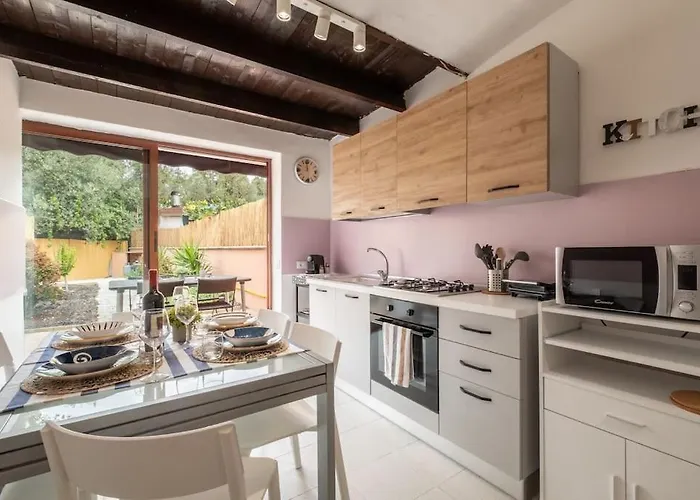 Villa Sant'andrea Villa- 300m From The Beach- Easy Parking- Netflix-self Check-in *